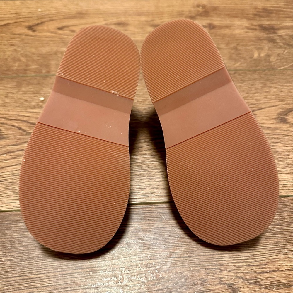 Felix and Flora Mary Jane shoes for toddler girls - Picture 4 of 10